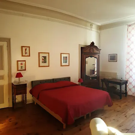 Bed & Breakfast Dampierre 3*