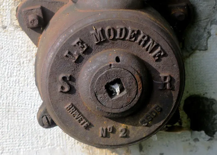 ベッド・アンド・ブレックファスト Dampierre ポー