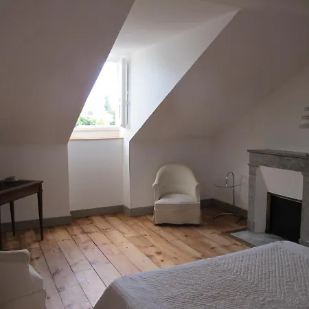 Bed & Breakfast Dampierre 2*